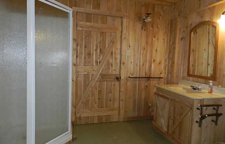 THE HURON CABIN – Pourvoiriela Reserve Boismenu
