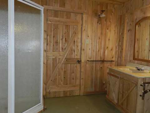 THE HURON CABIN – Pourvoiriela Reserve Boismenu