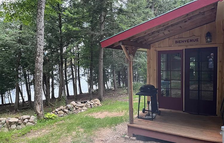CHALET LE COLIBRI — Pourvoirie la Réserve Boismenu – Pourvoirie la Réserve Boismenu