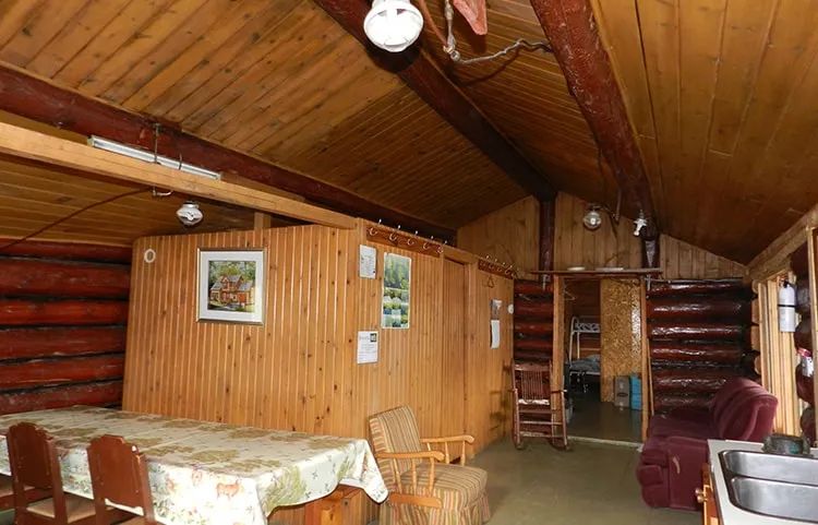 CHALET LE COUREUR DES BOIS – Pourvoirie la Réserve Boismenu