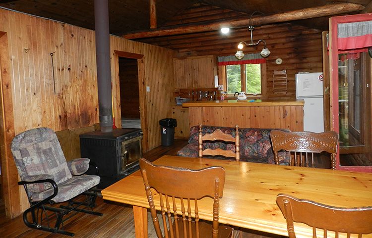 CHALET LE MONTAGNARD — Pourvoirie la Réserve Boismenu – Pourvoirie la Réserve Boismenu
