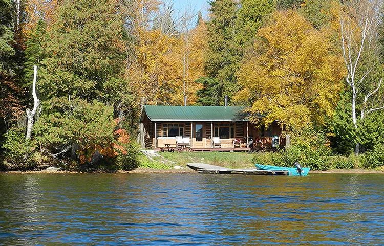 RADISSON CABIN — Pourvoiriela Reserve Boismenu – Pourvoiriela Reserve Boismenu