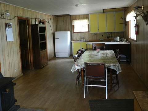 CHALET LE RIVERAIN – Pourvoirie la Réserve Boismenu