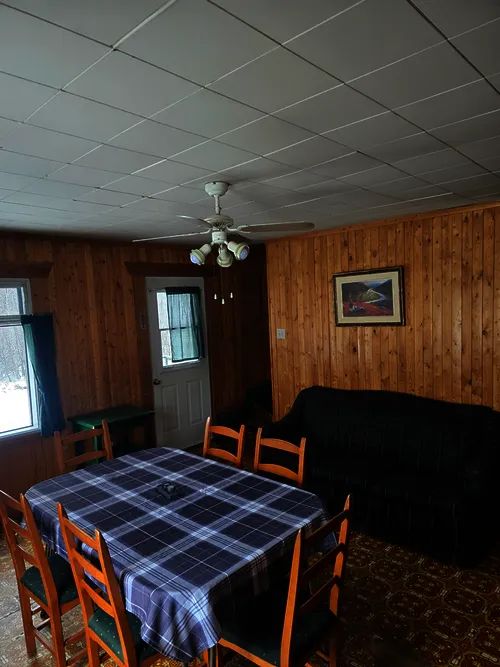 Chalet Gardien — Pourvoirie Camp Cooper – Pourvoirie Camp Cooper