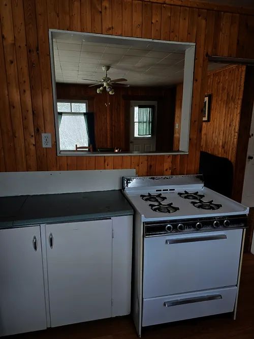 Chalet Gardien — Pourvoirie Camp Cooper – Pourvoirie Camp Cooper
