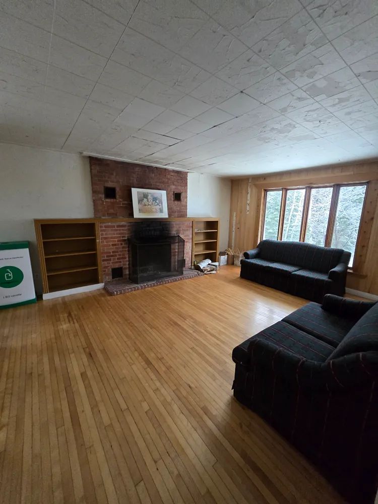 Gaston Cabin — Pourvoirie Camp Cooper – Pourvoirie Camp Cooper