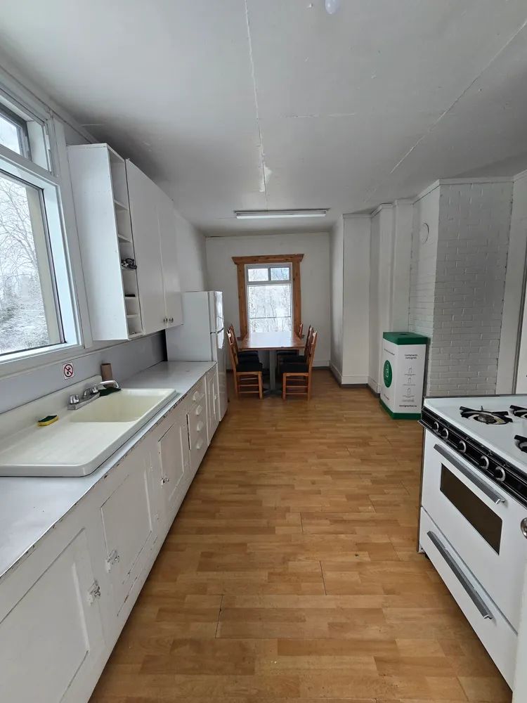 Chalet maison du Draveur — Pourvoirie Camp Cooper – Pourvoirie Camp Cooper