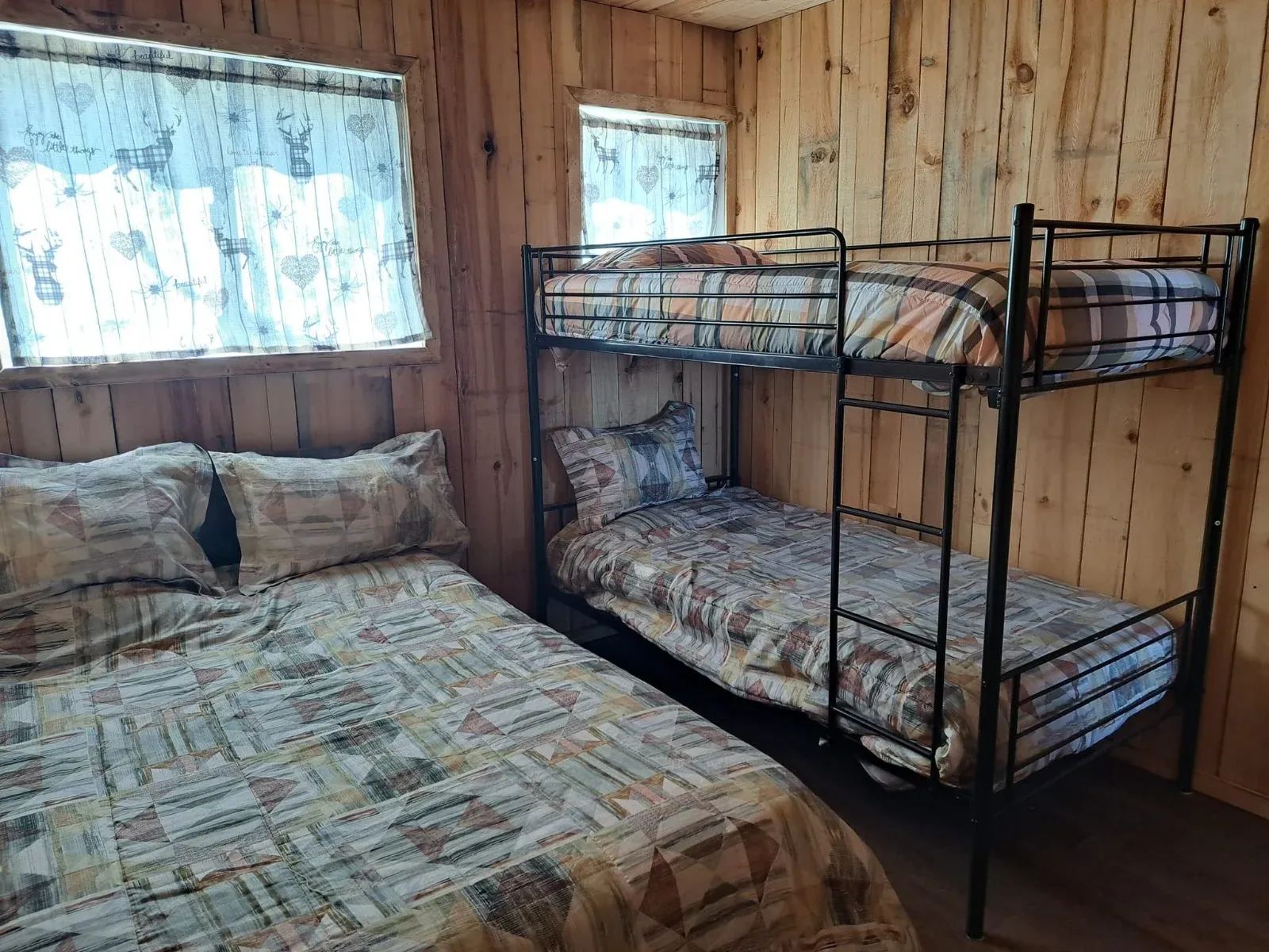 CHALET RELAX – Pourvoirie Camping Relax