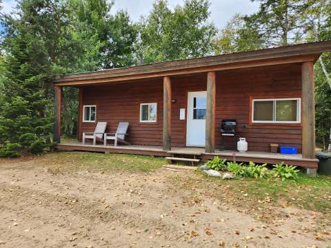 Chalet régulier #18 – Pourvoirie Cécaurel