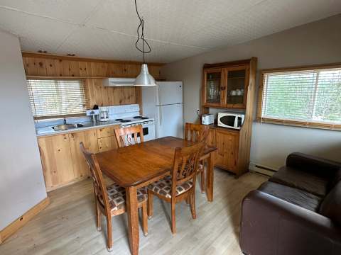 Standard cabin #18 – Pourvoirie Cécaurel