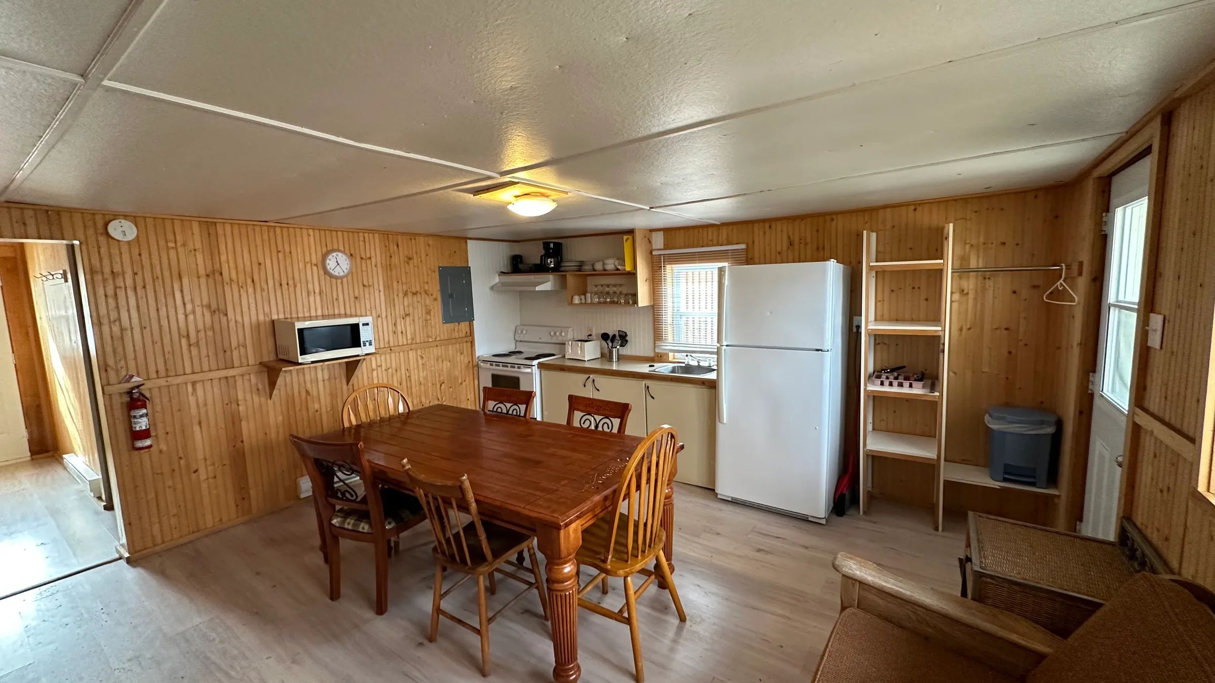Standard cabin #2 — Pourvoirie Cécaurel – Pourvoirie Cécaurel
