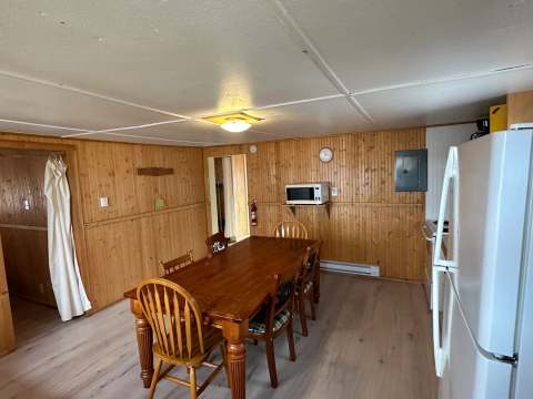 Standard cabin #2 – Pourvoirie Cécaurel