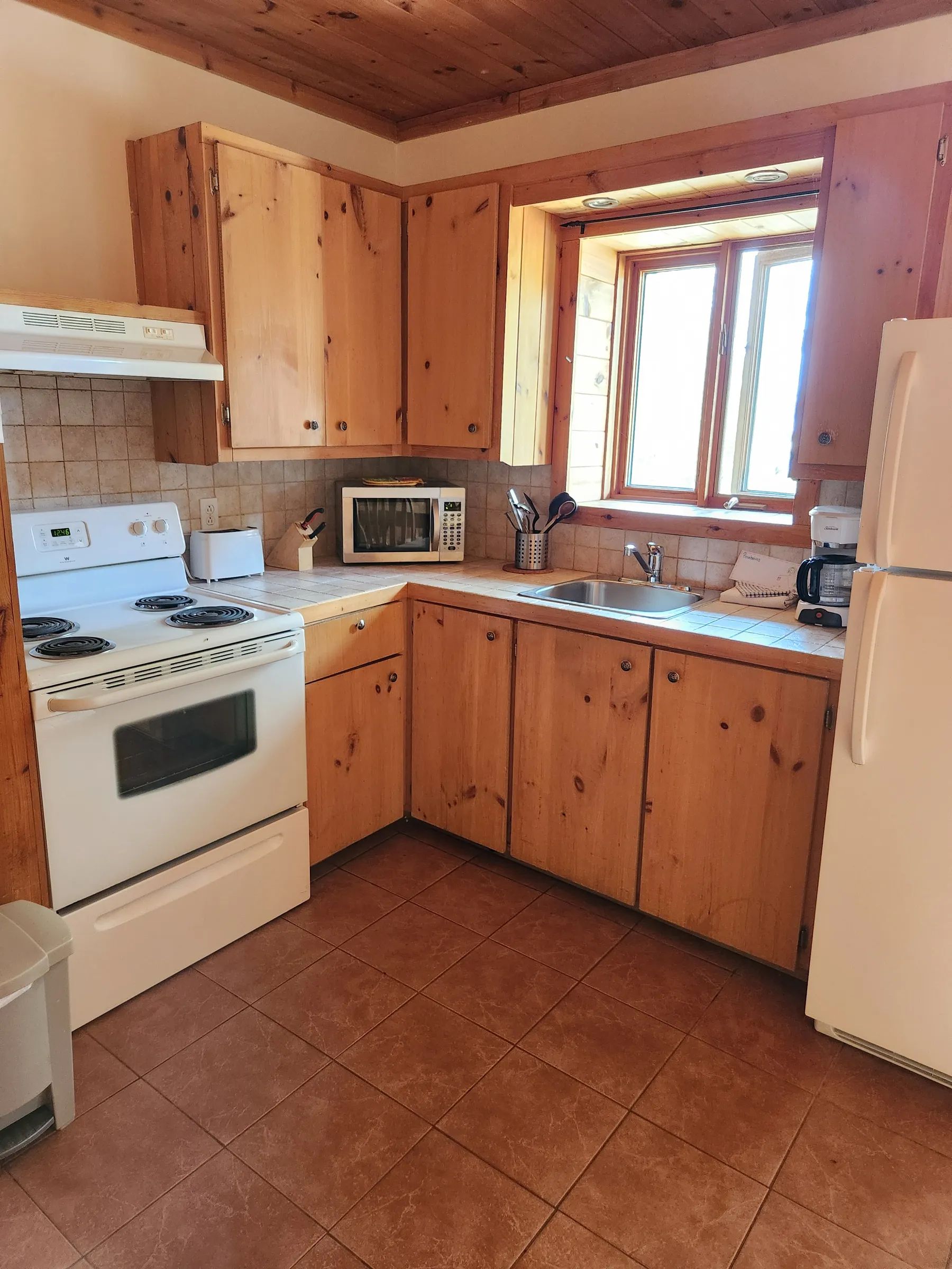 Chalet # 24 — Pourvoirie Cécaurel – Pourvoirie Cécaurel