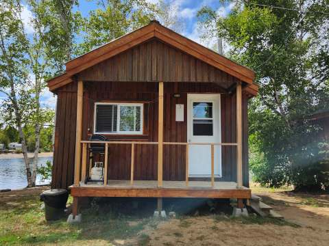 Chalet régulier #3 – Pourvoirie Cécaurel