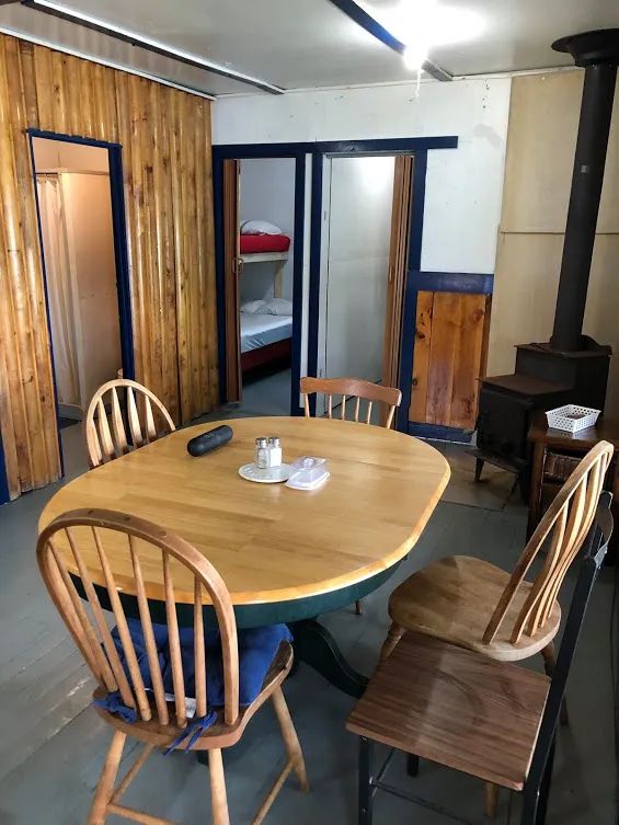 Chalet La Wolf Cave — Pourvoirie Chalets Diane – Pourvoirie Chalets Diane