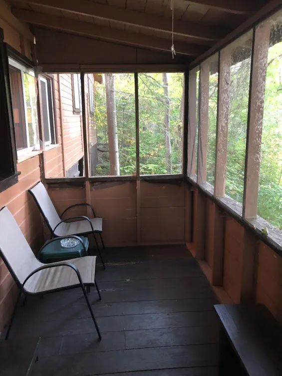 Le Moose Lodge – Pourvoirie Chalets Diane