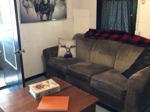 Le Moose Lodge – Pourvoirie Chalets Diane