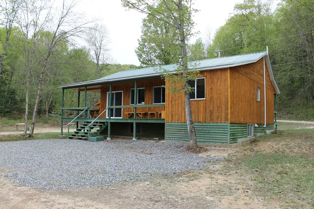 Chalet #25 — Pourvoirie Chevreuil Blanc – Pourvoirie Chevreuil Blanc