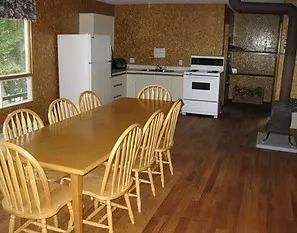 Cabin Cottage #1 — Pourvoirie Chevreuil Blanc – Pourvoirie Chevreuil Blanc