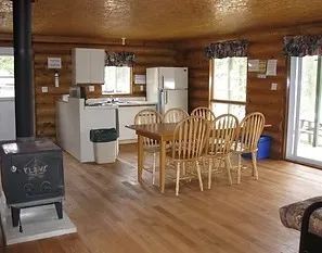 Cabin #2 — Pourvoirie Chevreuil Blanc – Pourvoirie Chevreuil Blanc
