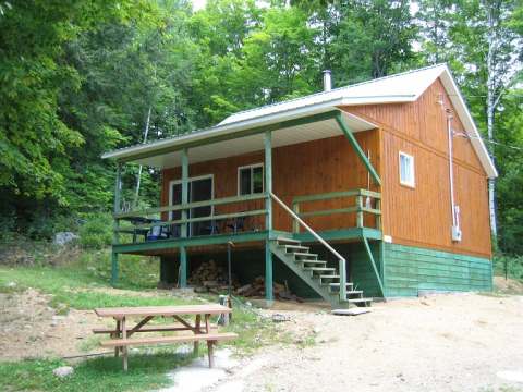 Cabin #21 – Pourvoirie Chevreuil Blanc