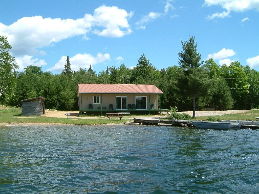 Chalet #7 – Pourvoirie Chevreuil Blanc