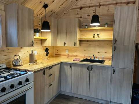 Andréa Cabin – Pourvoirie chez Pelchat