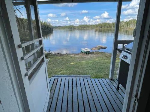 Chalet Milieu — Pourvoirie Club DD – Pourvoirie Club DD