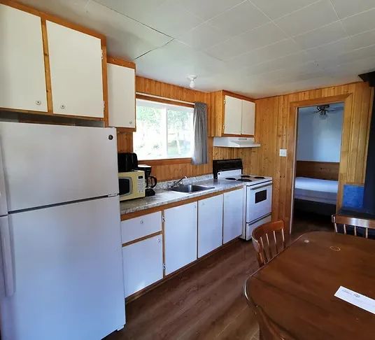 CHALET 14 — Pourvoirie Club Fontbrune – Pourvoirie Club Fontbrune