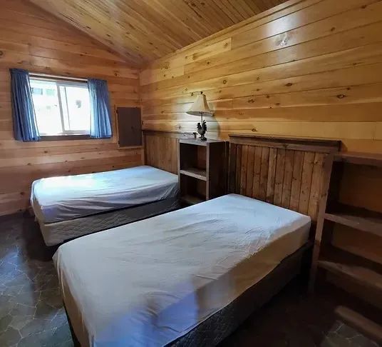 Cabin 8, 9, 10 or 11 – Pourvoirie Club Fontbrune