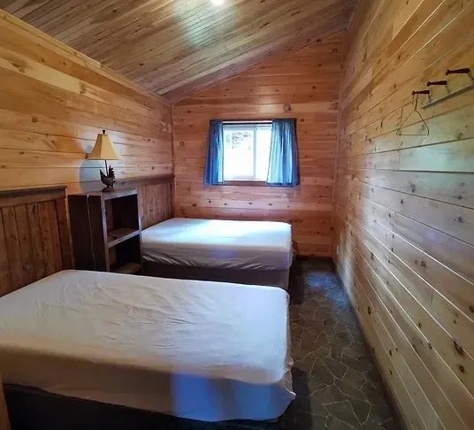 Cabin 8, 9, 10 or 11 – Pourvoirie Club Fontbrune