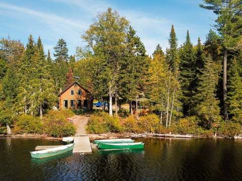 CHALET DU GRAND HÉRON – Pourvoirie Club Hosanna
