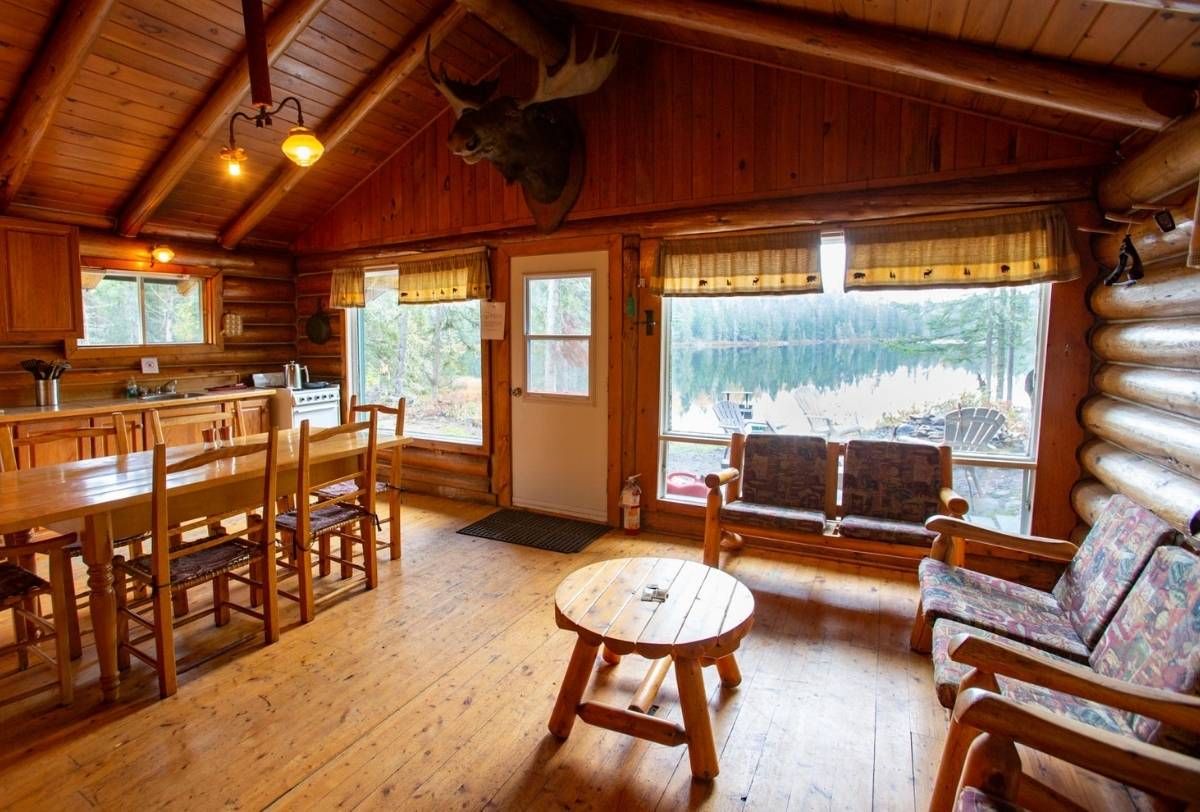 LAC À L'OURS CABIN — Pourvoirie Club Hosanna – Pourvoirie Club Hosanna