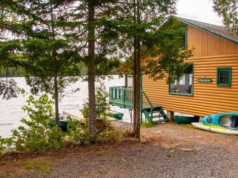 CHALET LAC ATTRACTION 3 – Pourvoirie Club Hosanna