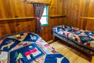 CHALET LAC ATTRACTION 3 – Pourvoirie Club Hosanna