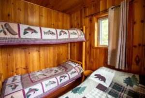 LAC ATTRACTION CHALET 5 – Pourvoirie Club Hosanna