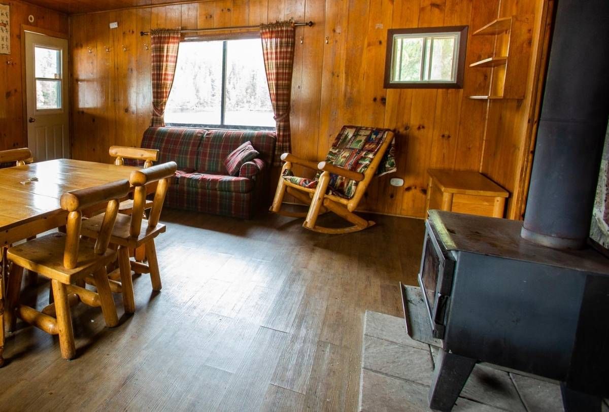 LAC CANARD CABIN 1 — Pourvoirie Club Hosanna – Pourvoirie Club Hosanna
