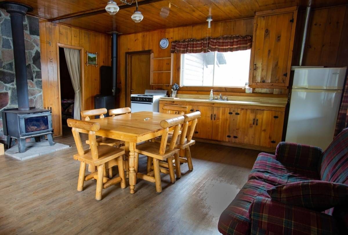 LAC CANARD CABIN 1 – Pourvoirie Club Hosanna
