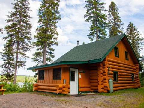 LAC CARIBOU 1 CABIN – Pourvoirie Club Hosanna