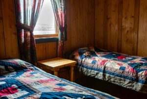 LAC CARIBOU 1 CABIN – Pourvoirie Club Hosanna