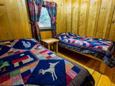 CHALET LAC CARIBOU 2 – Pourvoirie Club Hosanna