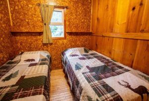 LAC COURNOYER CHALET – Pourvoirie Club Hosanna