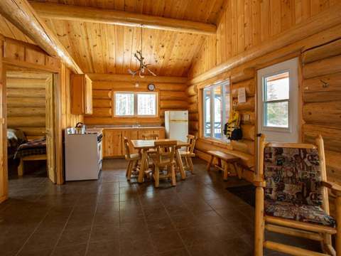 CHALET PÉKAN – Pourvoirie Club Hosanna