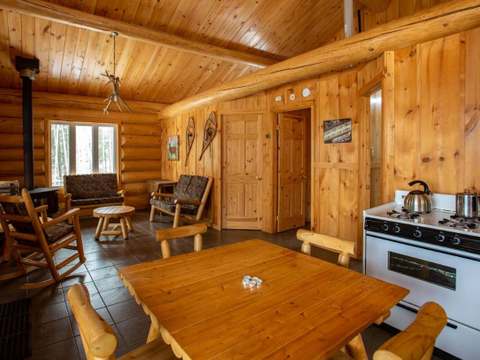 CHALET PÉKAN – Pourvoirie Club Hosanna