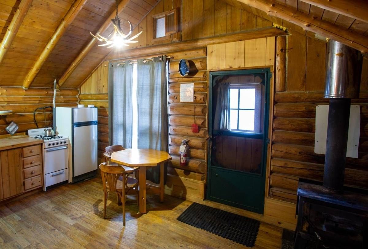 Cabin CANARD REFUGE CAMP — Pourvoirie Club Hosanna – Pourvoirie Club Hosanna