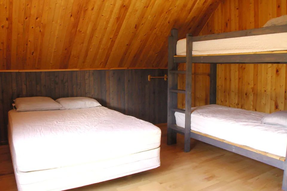 Chalet des Loups — Pourvoirie Club Rossignol – Pourvoirie Club Rossignol