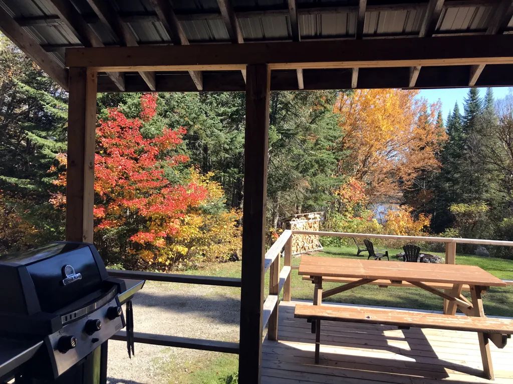 Chalet Hiya — Pourvoirie Club Rossignol – Pourvoirie Club Rossignol