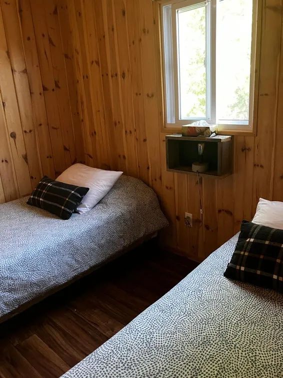 Chalet Chouette Épervière – Pourvoirie Damville