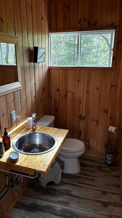 Chalet Chouette Épervière – Pourvoirie Damville