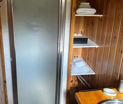 Chalet Chouette Épervière – Pourvoirie Damville